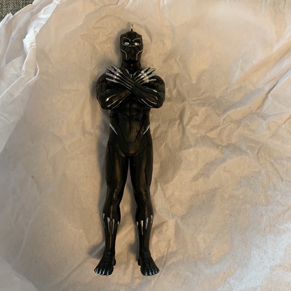 Hallmark Keepsake Ornament - Disney Marvel Black Panther - Picture 2 of 5